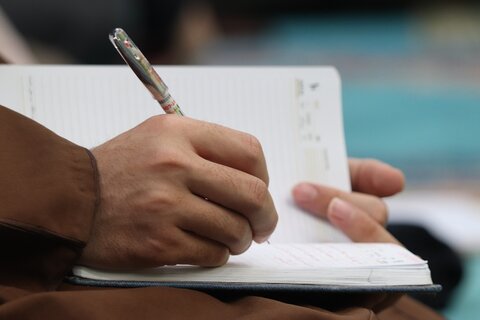 تصاویر/ جلسه اخلاق طلاب مدرسه علمیه امام خامنه‌ای ارومیه