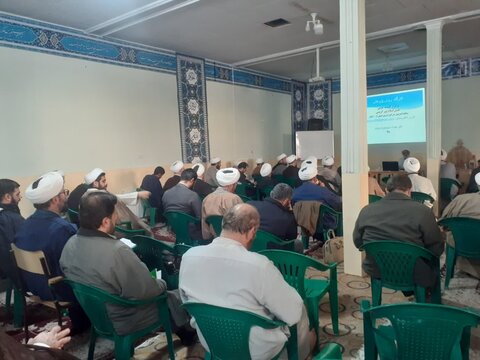 برگزاری دوره کارگاه پژوهش ویژه اساتید مدارس علمیه لرستان