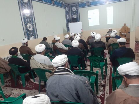 برگزاری دوره کارگاه پژوهش ویژه اساتید مدارس علمیه لرستان