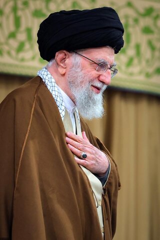 دفاعی صنعت کے سائنسدانوں، ماہرین اور عہدیداران کی رہبر انقلاب سے ملاقات