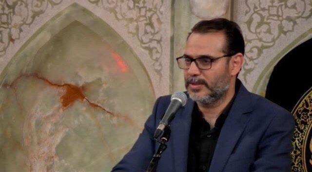 تحول انقلابی در مداحی طلاب ضروری است