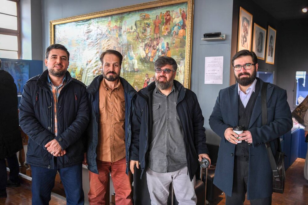 نشست مشترک جمعی از فعالان رسانه‌ای کشورهای روسیه، اوکراین، ترکیه و ارمنستان با دکتر جلال غفاری، دبیر هجدهمین جشنواره بین‌المللی فیلم مقاومت در موزه ملی سینمای ایران برگزار شد