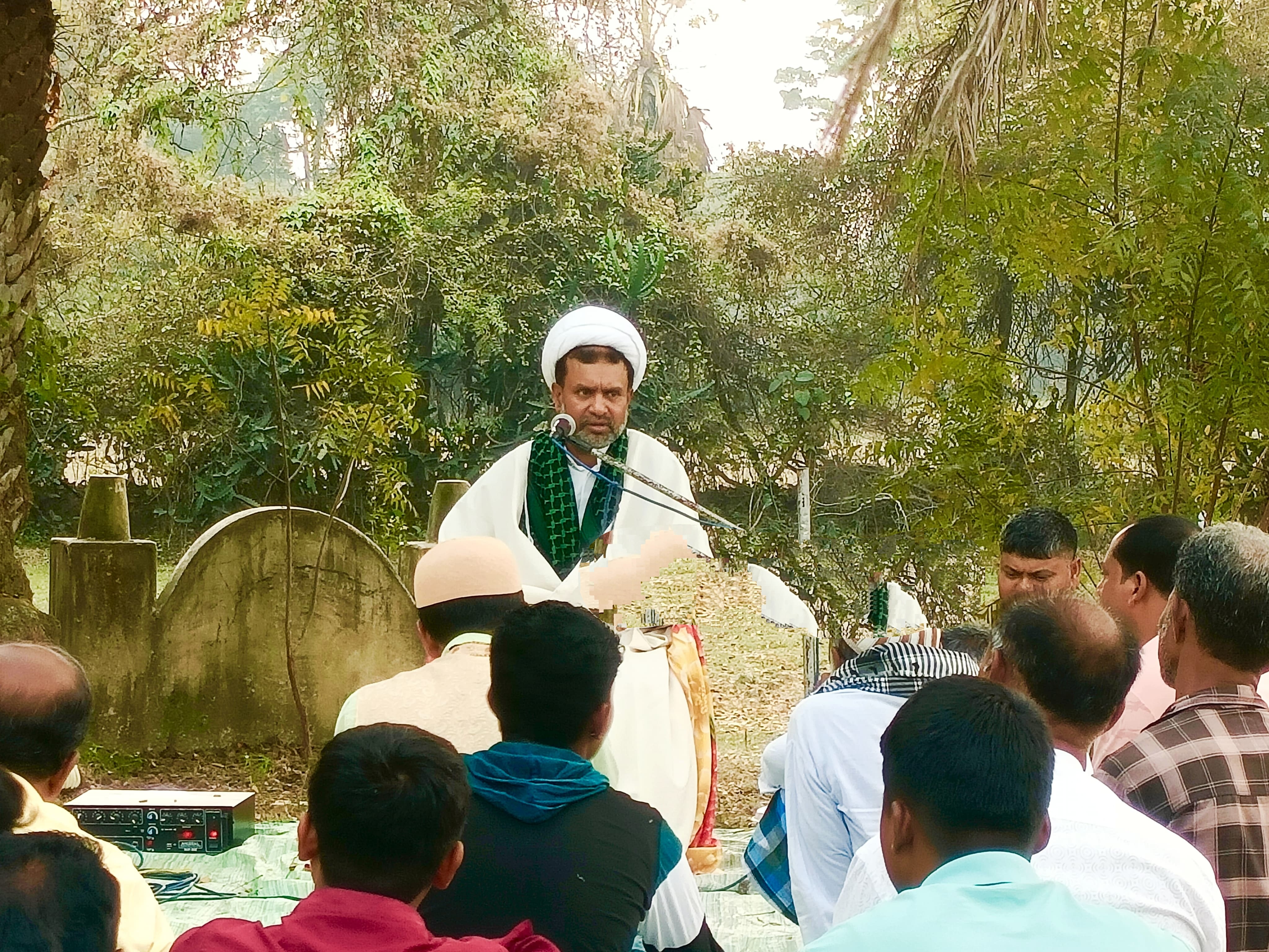 কবরবাসীদের আত্মার মাগফিরাতের উদ্দেশ্যে কুরআনখানি