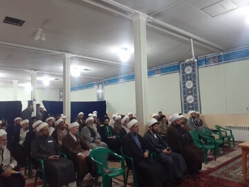 برگزاری دوره ارتقای مهارت‌های پژوهشی ویژه اساتید مدارس علمیه لرستان