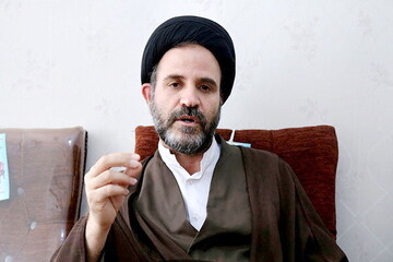 مذاکره با دشمن مشکلات کشور را حل نمی‌کند / آمریکا به هیچ تعهدی پایبند نیست