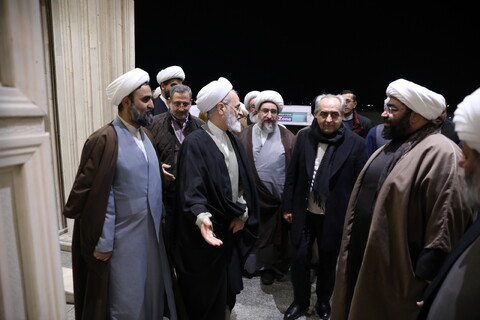 تصاویر/ استقبال از آیت الله اعرافی با حضور امام جمعه و استاندار تبریز