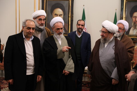 تصاویر/ استقبال از آیت الله اعرافی با حضور امام جمعه و استاندار تبریز