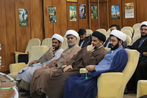 نشست پیش همایش بین المللی منجی و نجات بخش در ادیان توحیدی در زاهدان