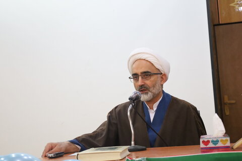 نشست پیش همایش بین المللی منجی و نجات بخش در ادیان توحیدی در زاهدان