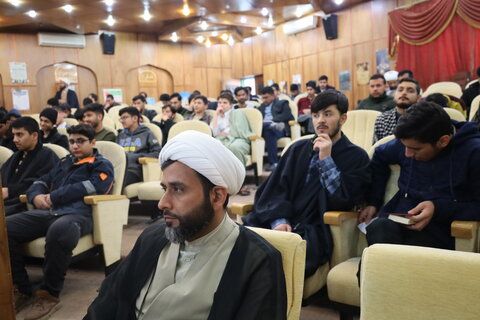 نشست پیش همایش بین المللی منجی و نجات بخش در ادیان توحیدی در زاهدان