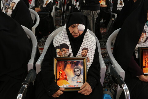 تصاویر / اولین یادواره ۴۰۰ شهید امدادگر استان اصفهان