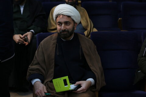 تصاویر / گردهمایی پیروان ادیان توحیدی(مسلمانان، زرتشتیان، ارامنه و کلیمیان) در اصفهان