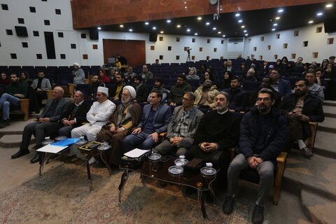 تصاویر / گردهمایی پیروان ادیان توحیدی(مسلمانان، زرتشتیان، ارامنه و کلیمیان) در اصفهان