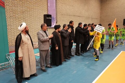 تصاویر/  برگزاری مسابقات فوتسال هیئات مذهبی با شعار تا "انقلاب مهدی" در خوی