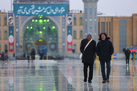 تصاویر روز بارانی مسجد مقدس جمکران