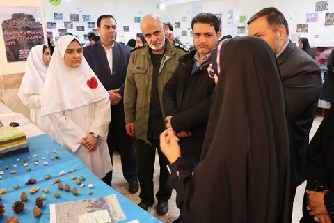 تصاویر/افتتاح نمایشگاه اعجاز علمی قرآن در ساوه