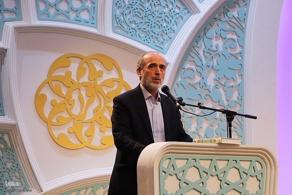 ۳۱سال تربیت حافظان و قاریان قرآن کریم