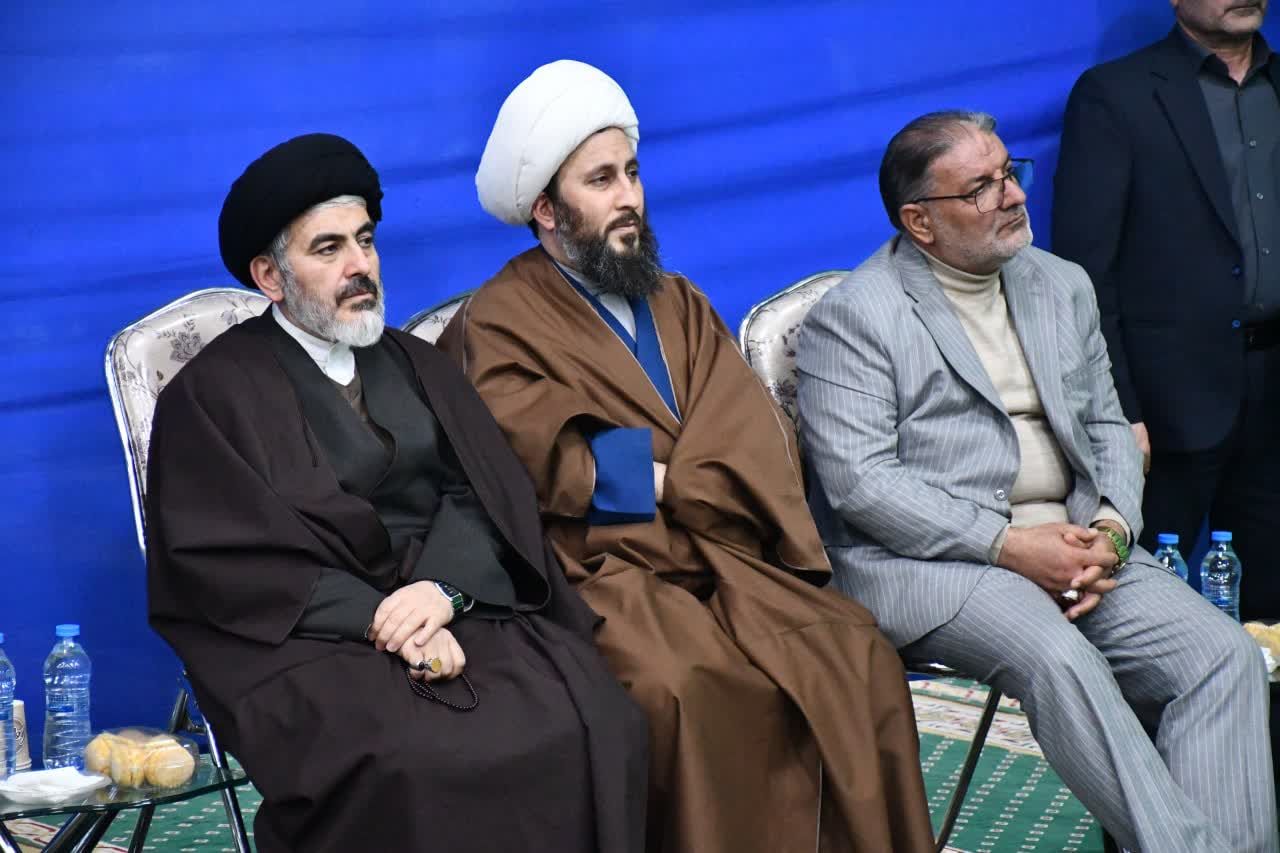 طلبههای خویی لباس خدمت پوشیدند/ عمامهگذاری در سالروز ولادت منجی عالم + تصاویر