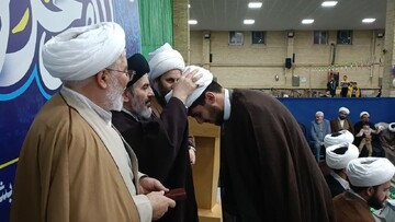 تصاویر/ مراسم عمامه‌گذاری طلاب خوی