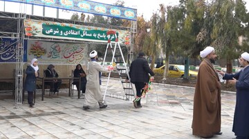 کلیپ | خدمت‌رسانی موکب پایگاه بسیج شهدای روحانی مرکز مدیریت حوزه در نیمه شعبان