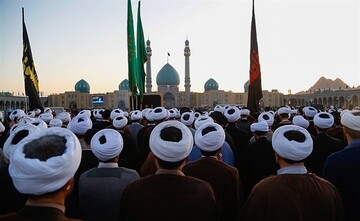 نقش انکارناپذیر حوزه علمیه قم در زمینه سازی ظهور با اتکا به اندیشه مقاومت اسلامی