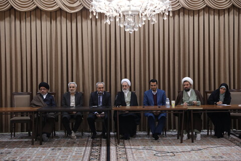 تصاویر/ جلسه مشترک استاندار و مسئولان استان آذربایجان شرقی با حضور آیت الله اعرافی