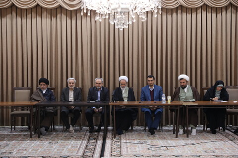 تصاویر/ جلسه مشترک استاندار و مسئولان استان آذربایجان شرقی با حضور آیت الله اعرافی