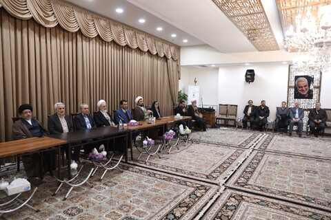 تصاویر/ جلسه مشترک استاندار و مسئولان استان آذربایجان شرقی با حضور آیت الله اعرافی