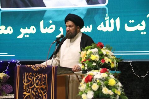 تصاویر/  اختتامیه جشنواره حمایت از ایده های برتر موسسات قرآنی مردم نهاد در ارومیه