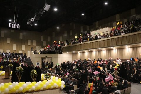 تصاویر/  اختتامیه جشنواره حمایت از ایده های برتر موسسات قرآنی مردم نهاد در ارومیه