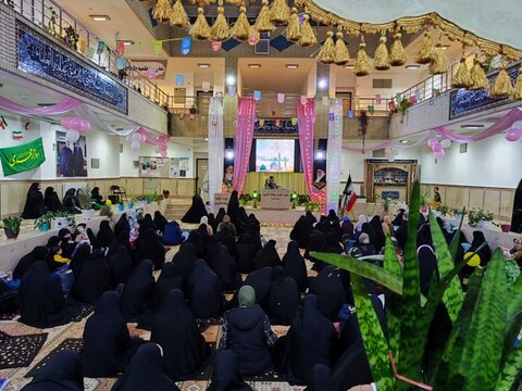 تصاویر/ مراسم احیای شب نیمه شعبان در مدرسه علمیه ریحانة‌الرسول ارومیه