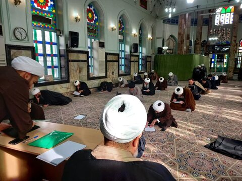 آزمون استادی حوزه علمیه استان تهران برگزار گردید.