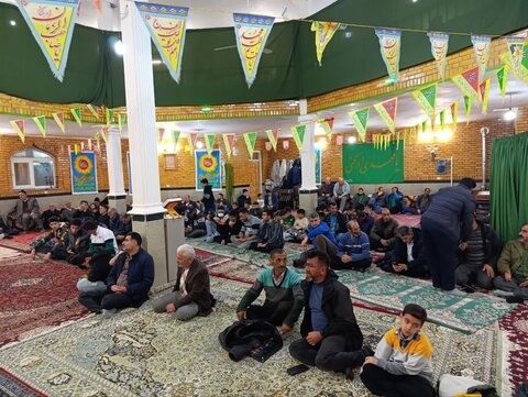 برگزاری جشن میلاد بقیه الله اعظم(عج) به همت طلاب طلاب مدرسه علمیه امام صادق علیه‌السلام