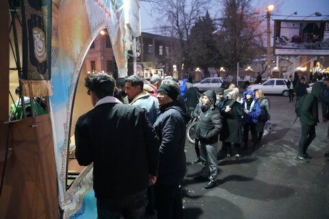 تصاویر/  حال و هوای شهر ارومیه در شب و روز میلاد امام زمان (عج)