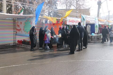 تصاویر/  حال و هوای شهر ارومیه در شب و روز میلاد امام زمان (عج)