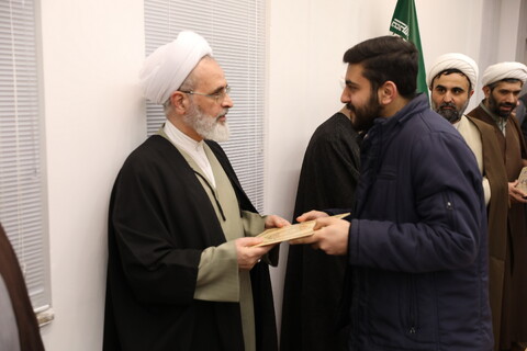تصاویر/ تقدیر از نفرات برتر المپیاد علمی حوزه علمیه آذربایجان شرقی با حضور آیت الله اعرافی