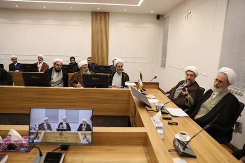 تصاویر/ تقدیر از نفرات برتر المپیاد علمی حوزه علمیه آذربایجان شرقی با حضور آیت الله اعرافی