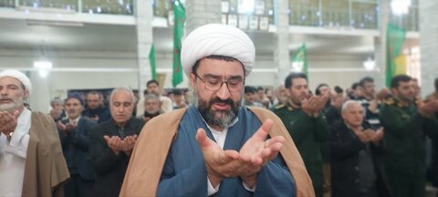 تصاویر/ اقامه نماز جمعه شهرستان پلدشت