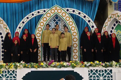 تصاویر/ گوشه ای از مراسم یزدی ها در نیمه شعبان و دعا برای فرج