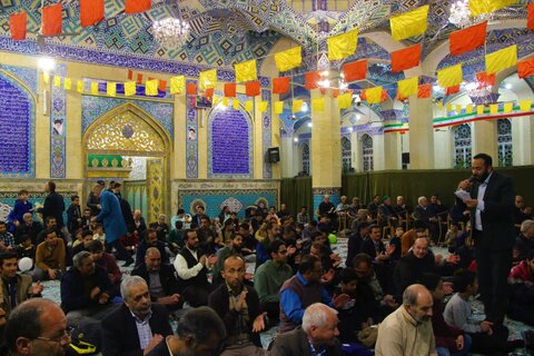 تصاویر/ گوشه ای از مراسم یزدی ها در نیمه شعبان و دعا برای فرج