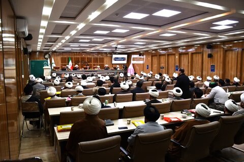 تصاویر/ همایش یکصدمین سال باز تاسیس حوزه علمیه قم در خوی