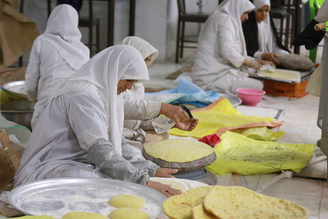 تصاویر/ خدمات رسانی موکب مرکز مدیریت حوزه های علمیه در میلاد امام زمان (عج)