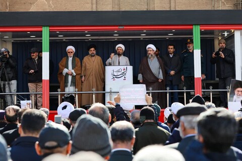 تصاویر/  تجمع حمایتی از بیانات حکیمانه و فوق راهبردی امام خامنه‌ای (مدظله‌العالی) در تبریز