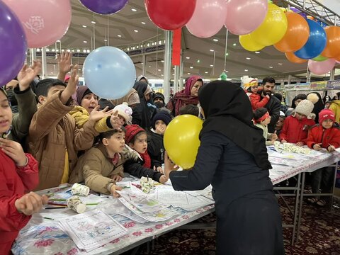 تصاویر/جشن بزرگ خانوادگی نیمه شعبان با حضور پرشور شهروندان اراکی