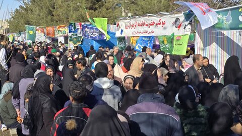 تصاویر/جشن بزرگ خانوادگی نیمه شعبان با حضور پرشور شهروندان اراکی