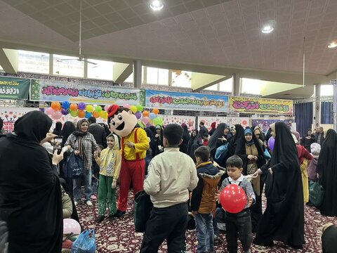 تصاویر/جشن بزرگ خانوادگی نیمه شعبان با حضور پرشور شهروندان اراکی