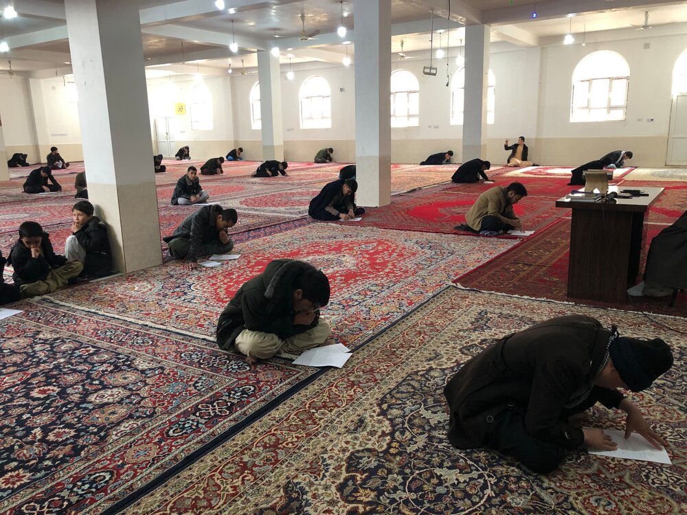 برگزاری مسابقه بزرگ کتابخوانی مهدوی در مدرسه علمیه اهل‌بیت جوزجان افغانستان