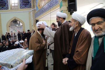 تصاویر / مراسم عمامه گذاری طلاب همدانی