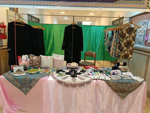 تصاویر/برگزاری جشن نیمه شعبان همراه با نمایشگاه پوشاک در آشتیان