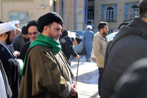 تصاویر / نماز میت مرحوم ملیکان در همدان